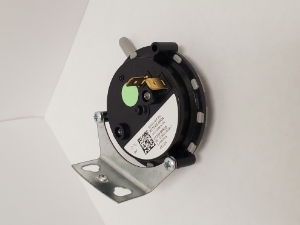 Picture of 0130F00505S Pressure Switch -0.70" WC